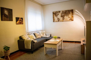 Alojamiento entero, a 15 minutos de zona centro con plaza de aparcamiento opcional, Córdoba